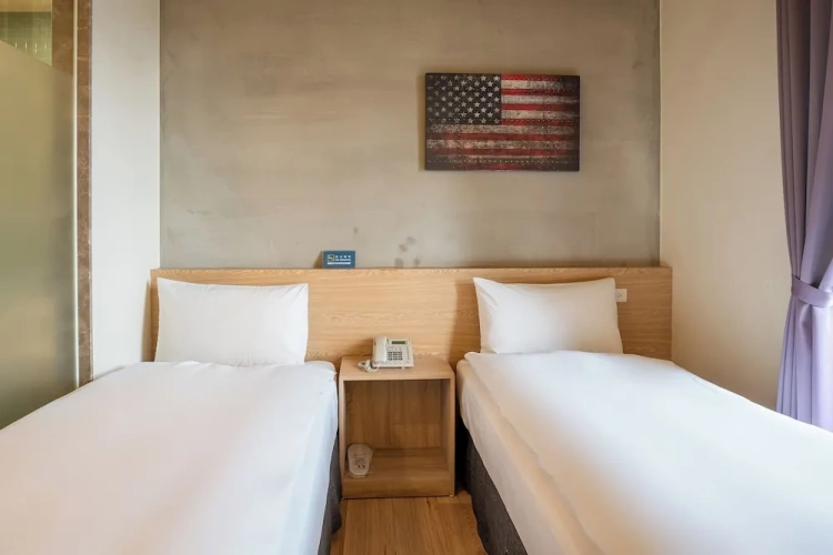 Superior Twin room with balcony