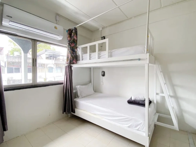 Bed in Dorm