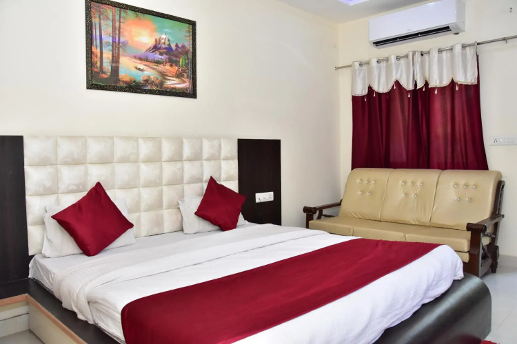 Raj Resort