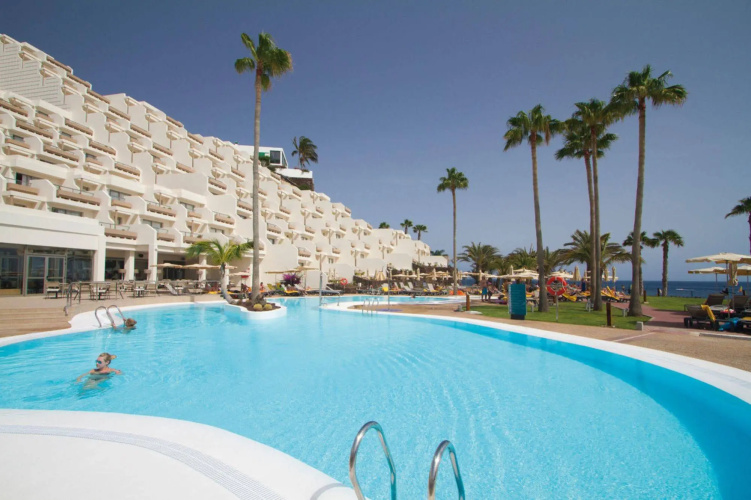 Hotel Riu Calypso - Adults Only photo 11