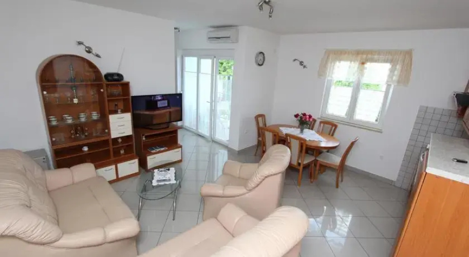 Apartment Matika