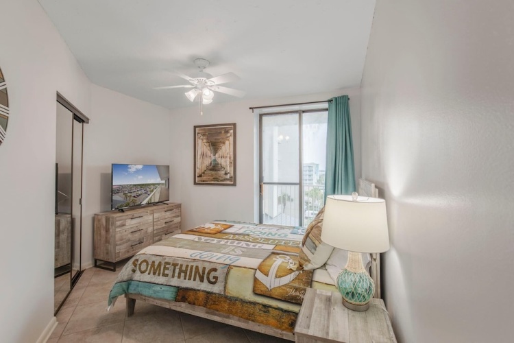 Pelican Pointe 506