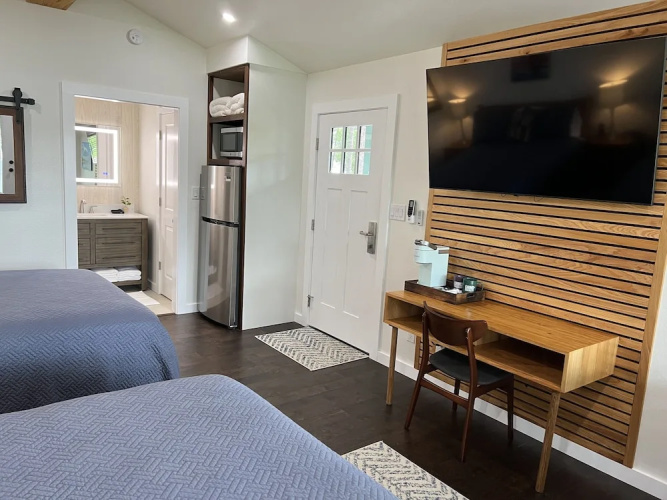 Rayburn Resorts