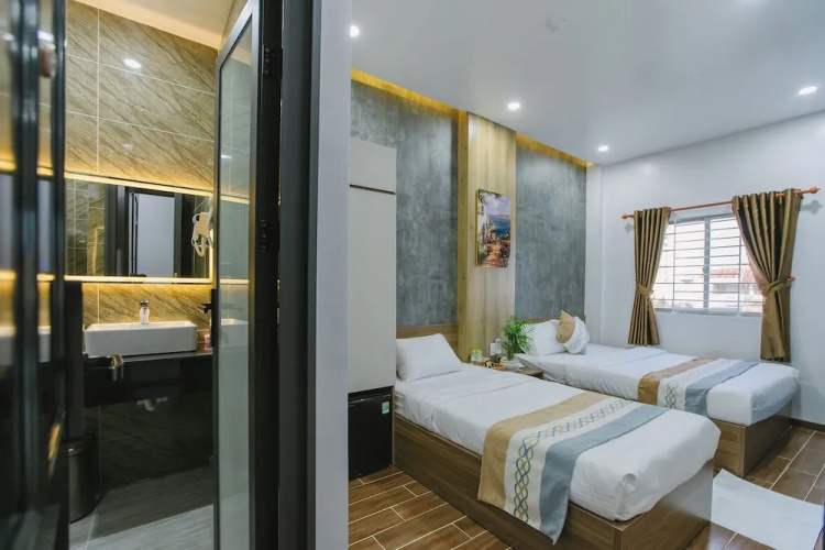Peony Hotel