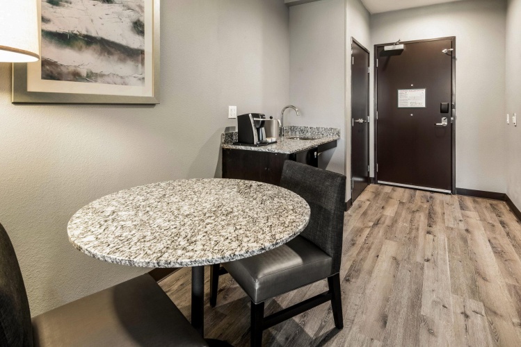 Suite