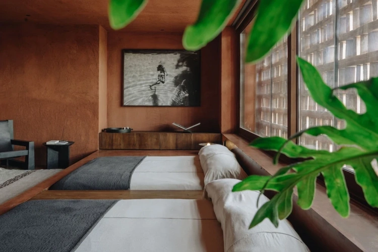 Standard Twin room with balcony