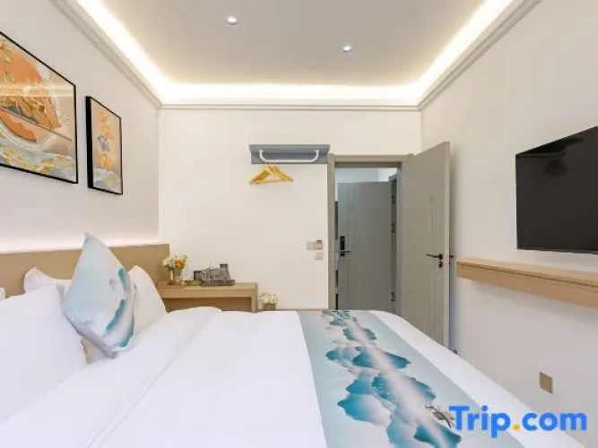 Deluxe Double room with view