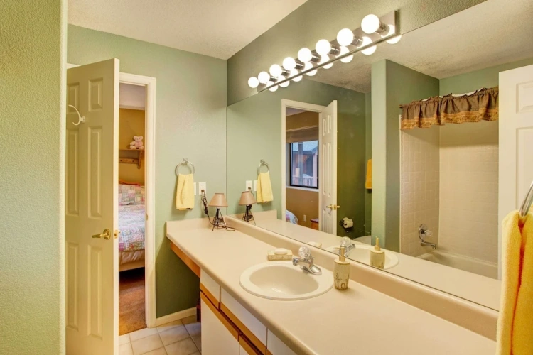 3 Bedrooms Cottage