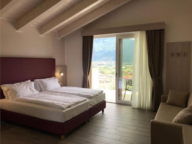 Standard Triple room with balcony