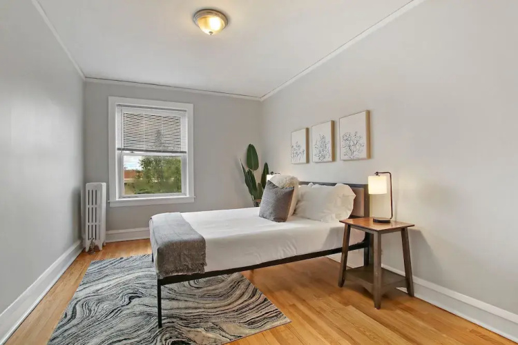 1BR Vibrant Apt in Old Irving Park