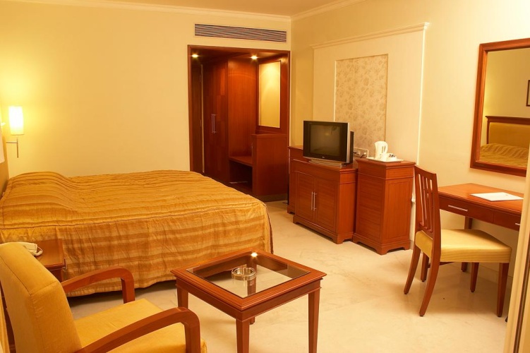 Standard Club room