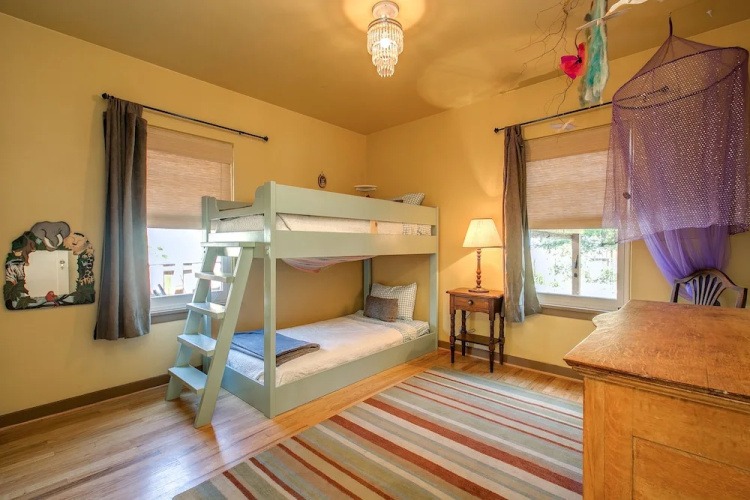 1936 Keystone Cottage - Family Friendly