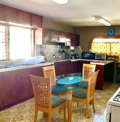 3 Bedrooms Comfort Cottage