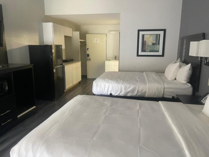 Standard Quadruple room