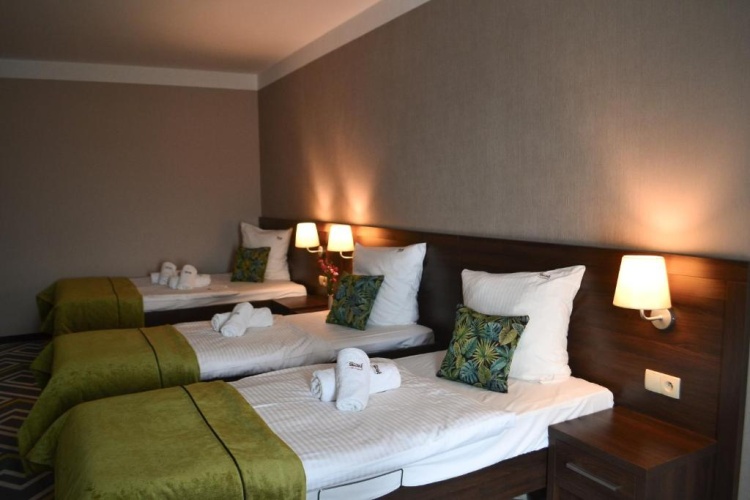 Premium Triple room