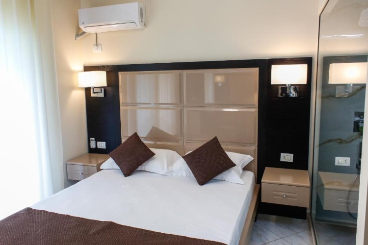 Standard Double room with balcony and with sea view
