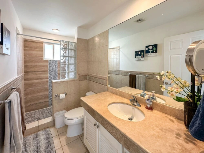 Relaxing Getaway 2BR Condo