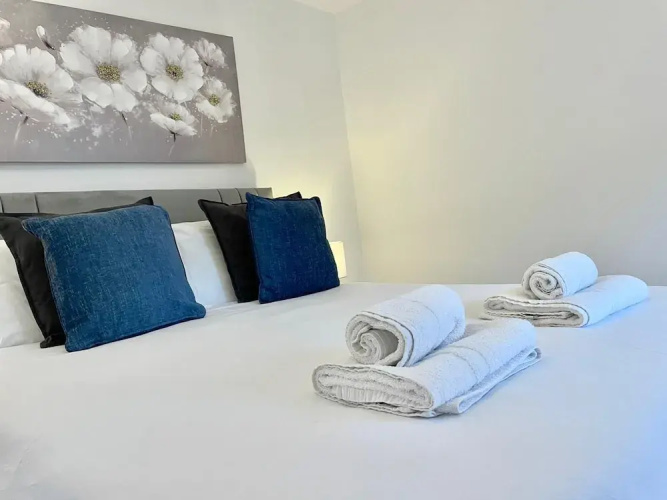 Modern 2 Double Bedroom-Free Parking