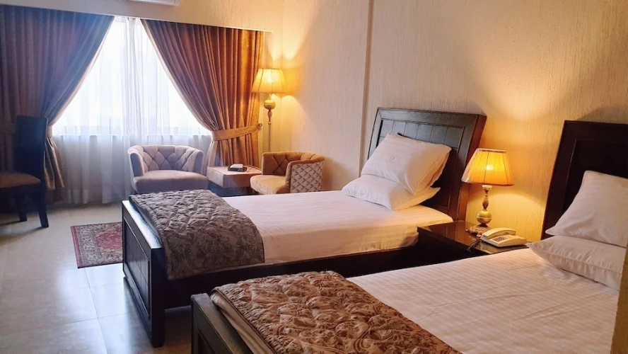 Deluxe Twin room with lake view