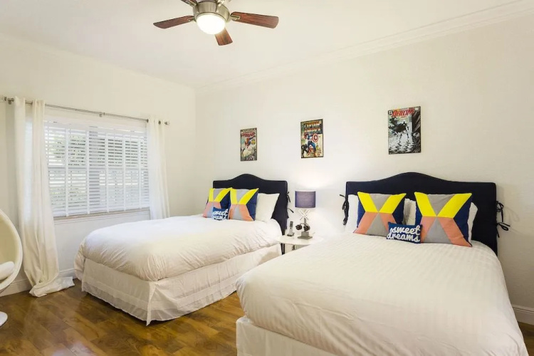 Ground Floor Furnished 3 Br condo by RedAwning