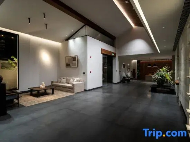 Jingxi Yinlu Vacation Apartment