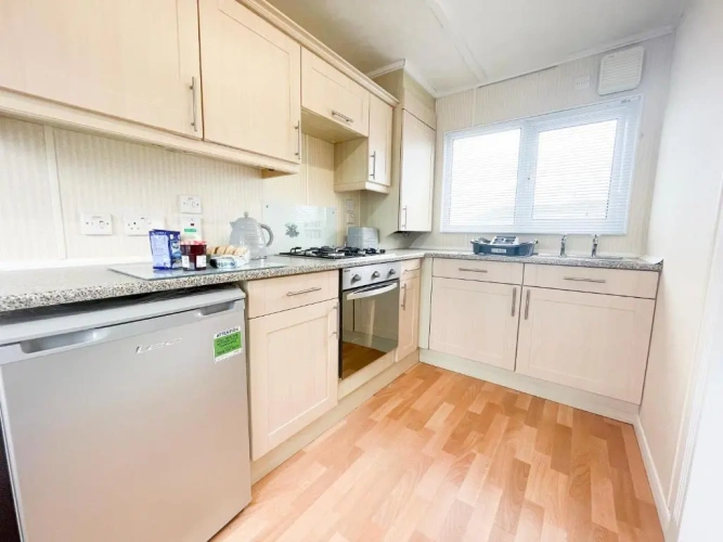 2 Bedrooms Cottage