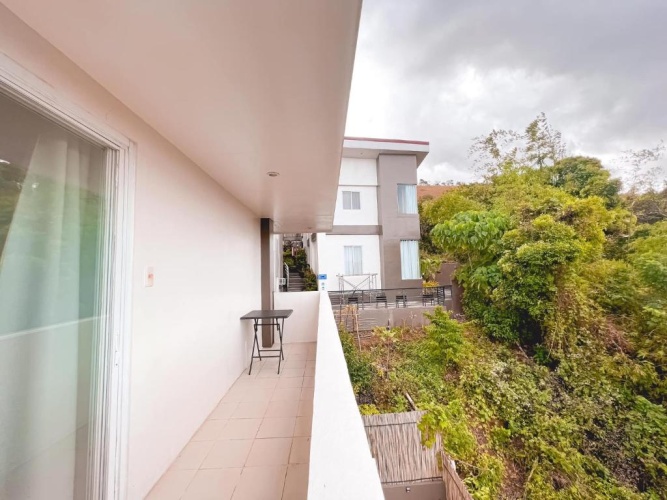 Standard Triple room with balcony