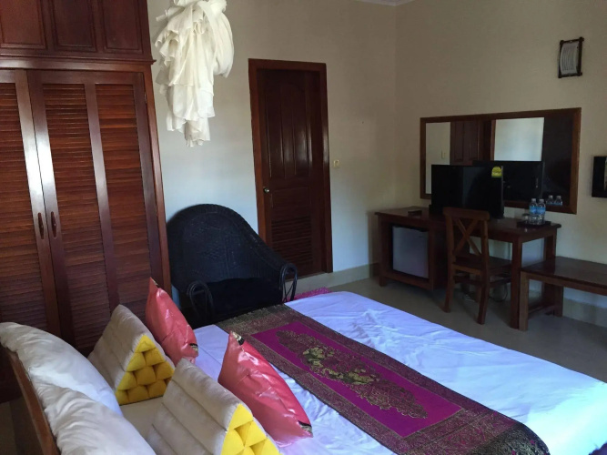 Le René Angkor Boutique