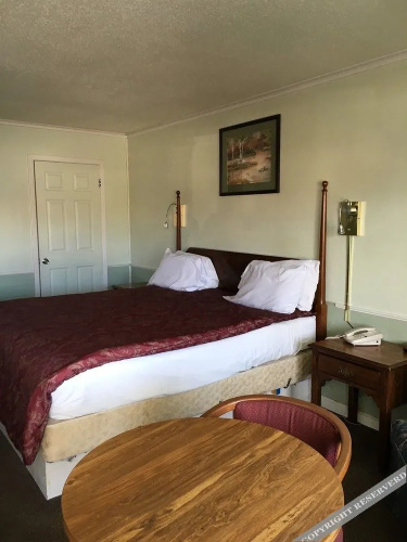 Aristocrat Motor Inn