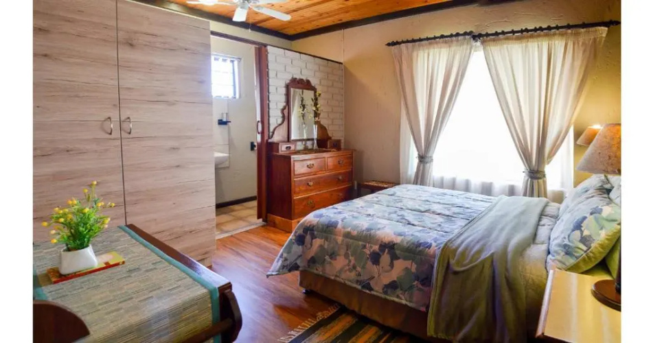Addo Park Palm Cottage