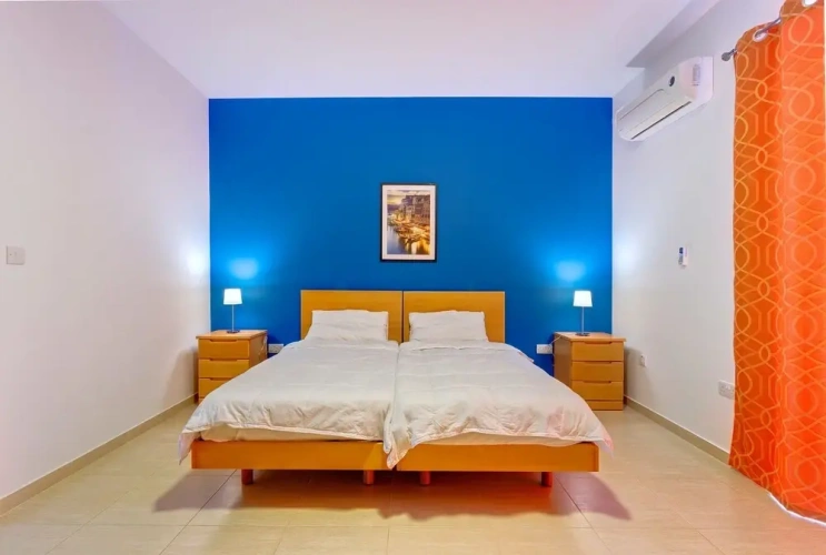 1 Bedroom Apartment with balcony