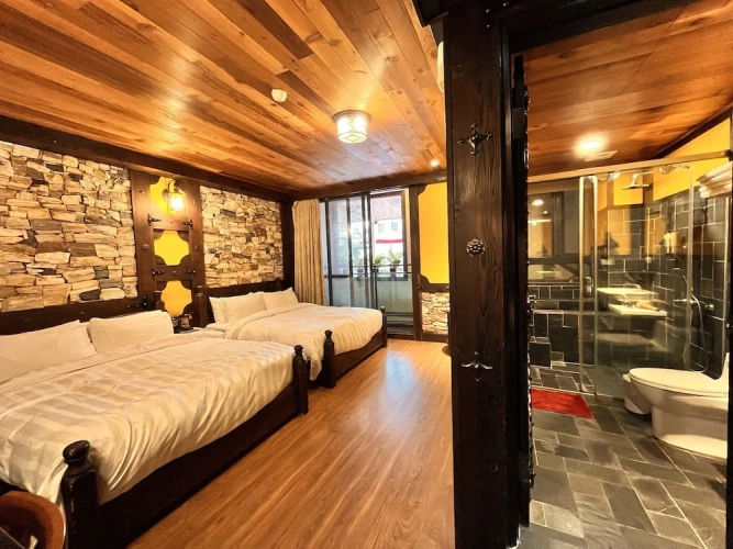 Standard Quadruple room with balcony
