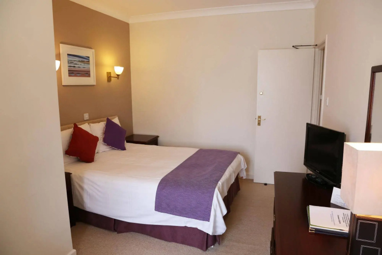 Hampshire Hotel