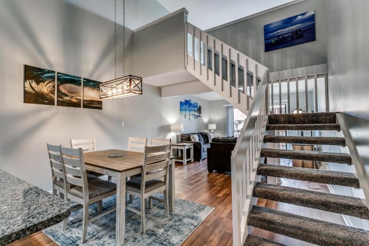3 Bedrooms Apartment
