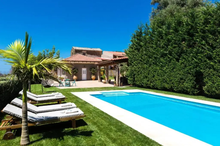 Epimenidis House
