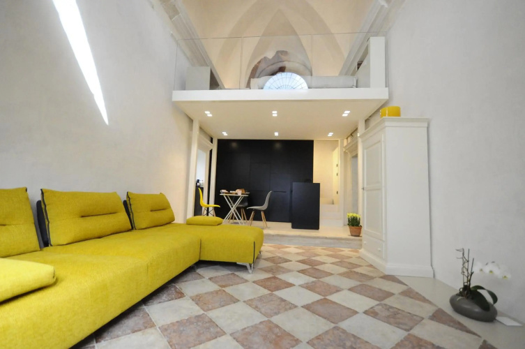 Holliday Charming Home