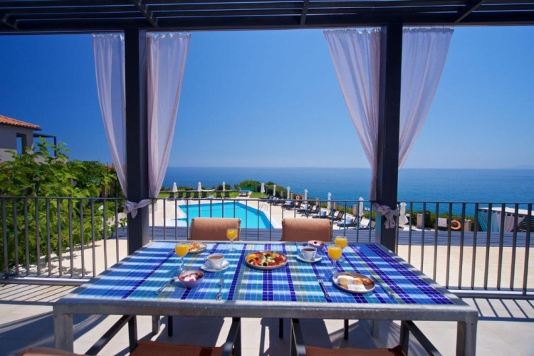 2 Bedrooms Suite