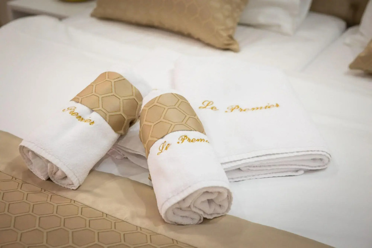 Le Premier Luxury Rooms
