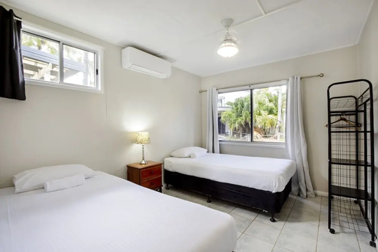 2 Bedrooms Villa