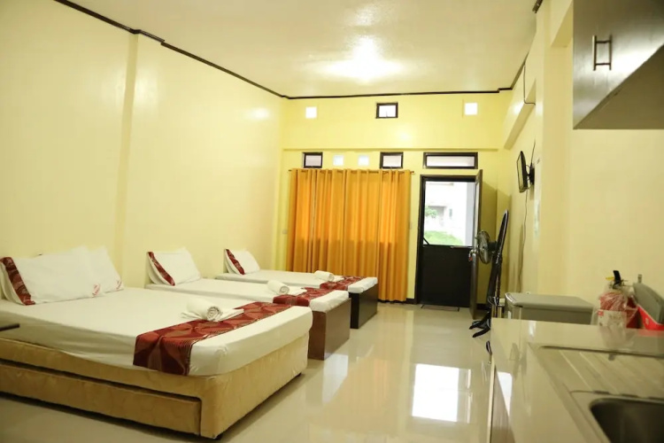 Anniesville Condotel