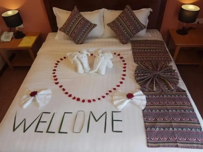 Peach Hotel Inle