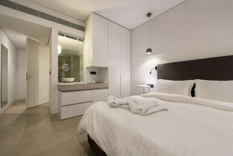 Aqua Bay Hotel