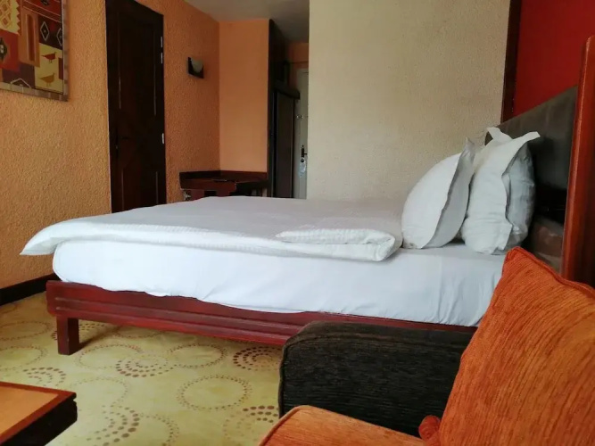Hotel Jardin Savana