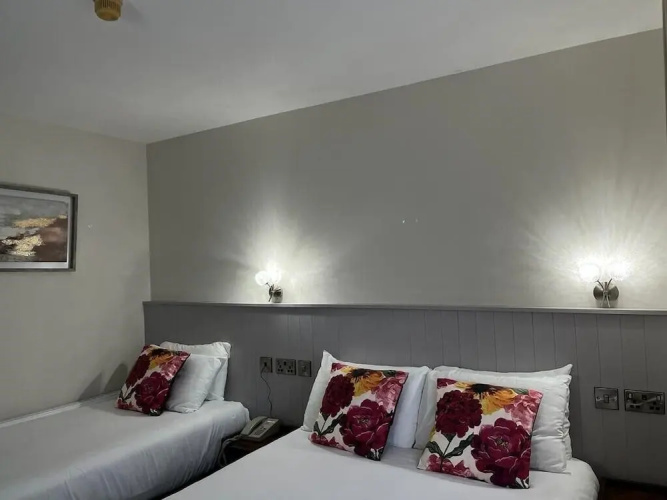 Carna Bay Hotel