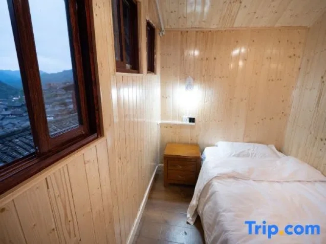 2 Bedrooms Family Suite with view