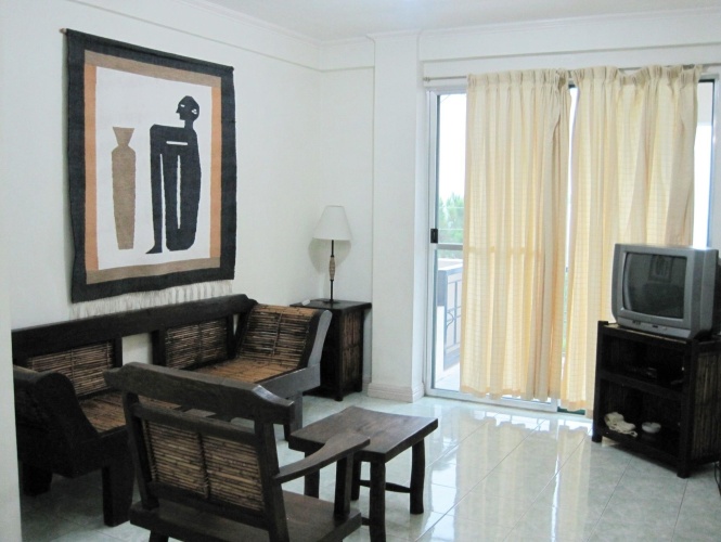 2 Bedrooms Apartment