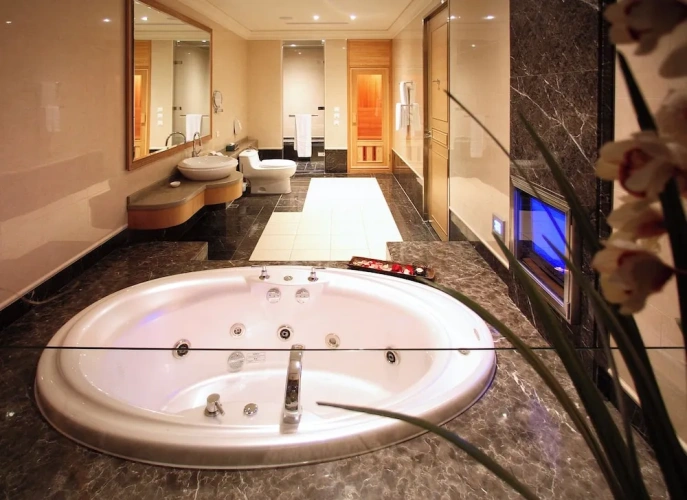 Deluxe Double room with view