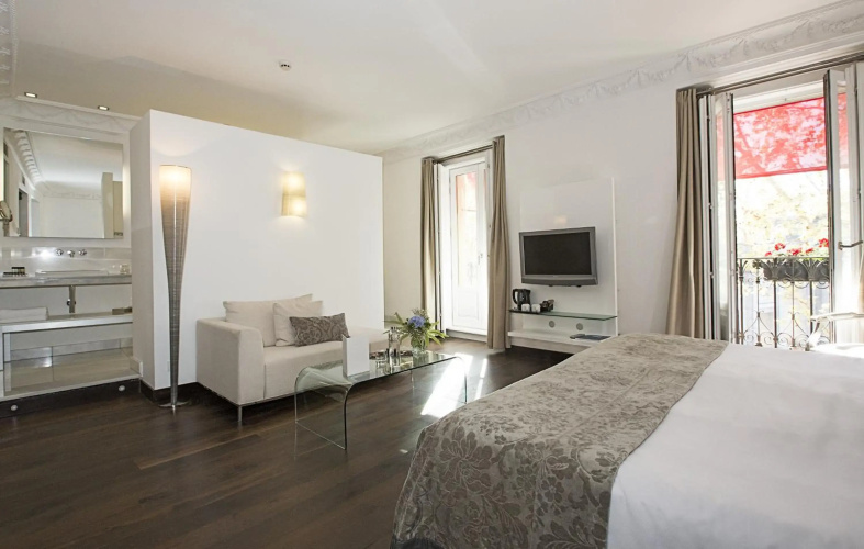 Hospes Puerta de Alcalá, a Member of Design Hotels