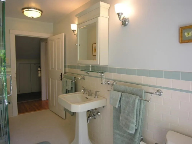 Delano Homestead Bed & Breakfast