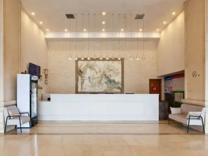 Starway Hotel